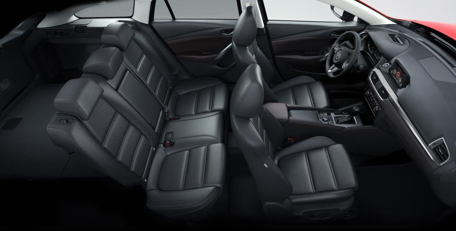 Интерьер Mazda6 Wagon 2015 года  (фото 52 из 77)